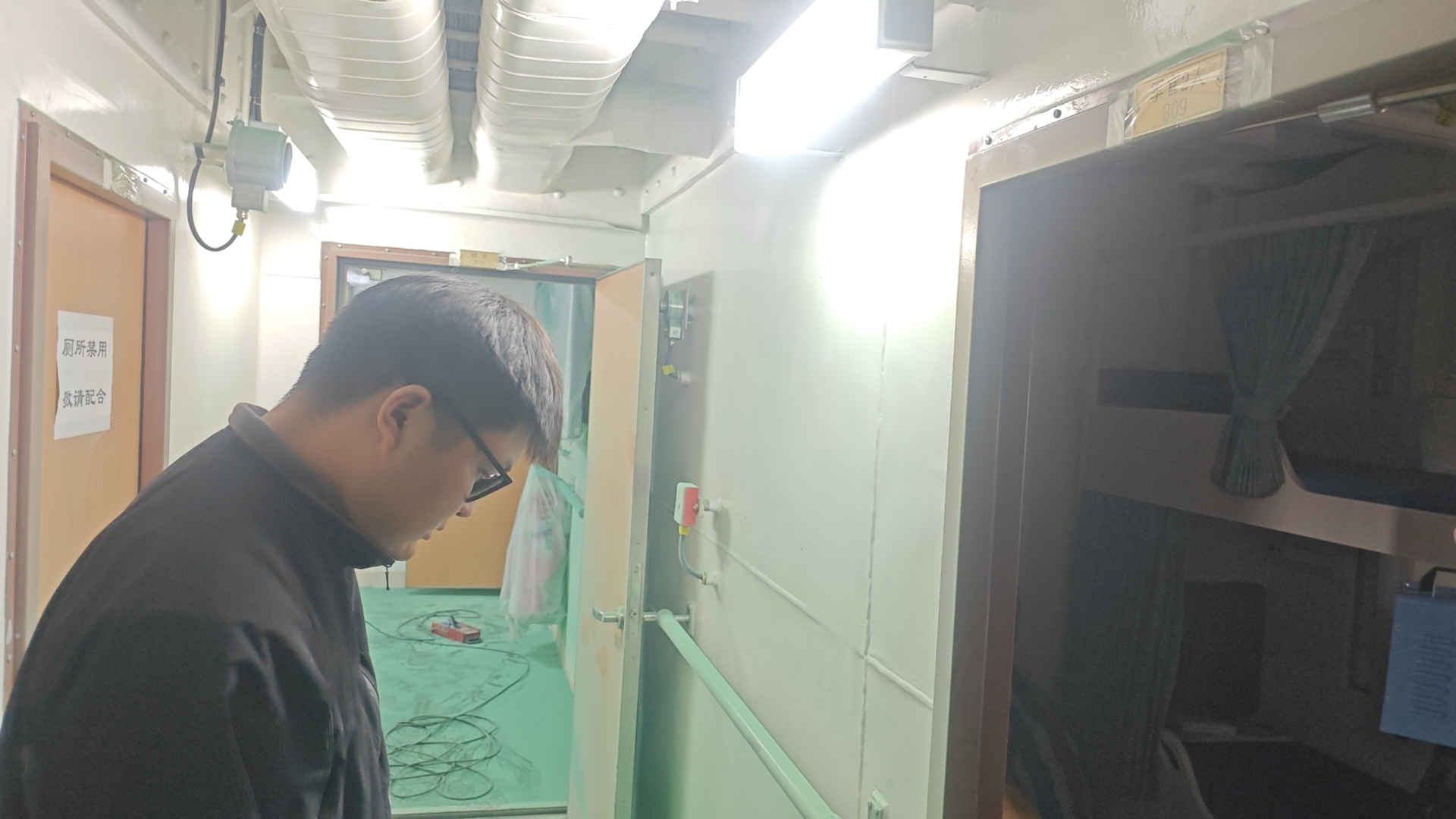 北仑港船只检测